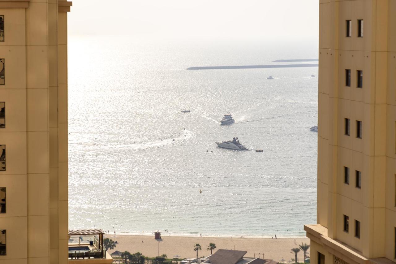 Travel Hub Premium Pansiyon Dubai Dış mekan fotoğraf